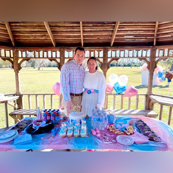 Meet your Posher, Hannah - Picture 4 of 16